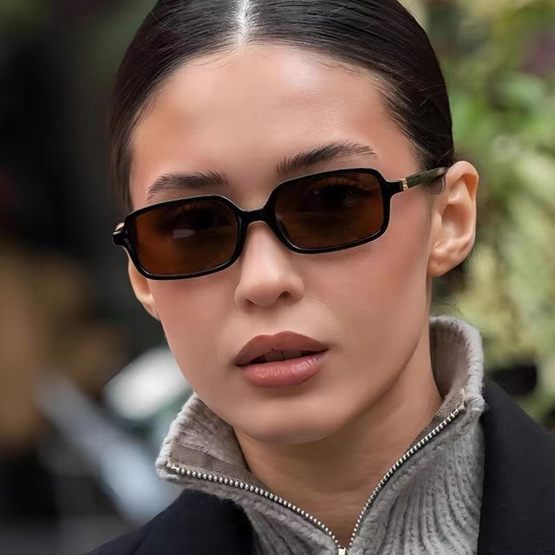 New Small Square Frame Sunglas - Photo Booth Frame 评论和价格